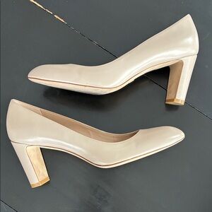 Stuart Weitzman Nude Beige Leather Block Heel Pumps